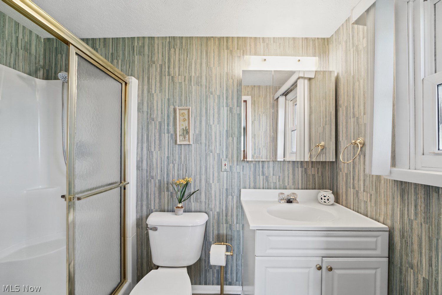 6214 Middlebrook Boulevard Brook Park OH 44142