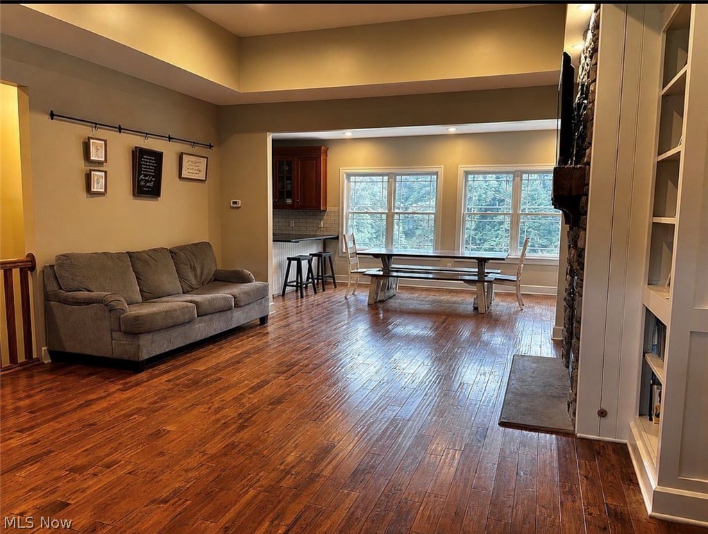2976 Greenleaf Road Akron OH 44312