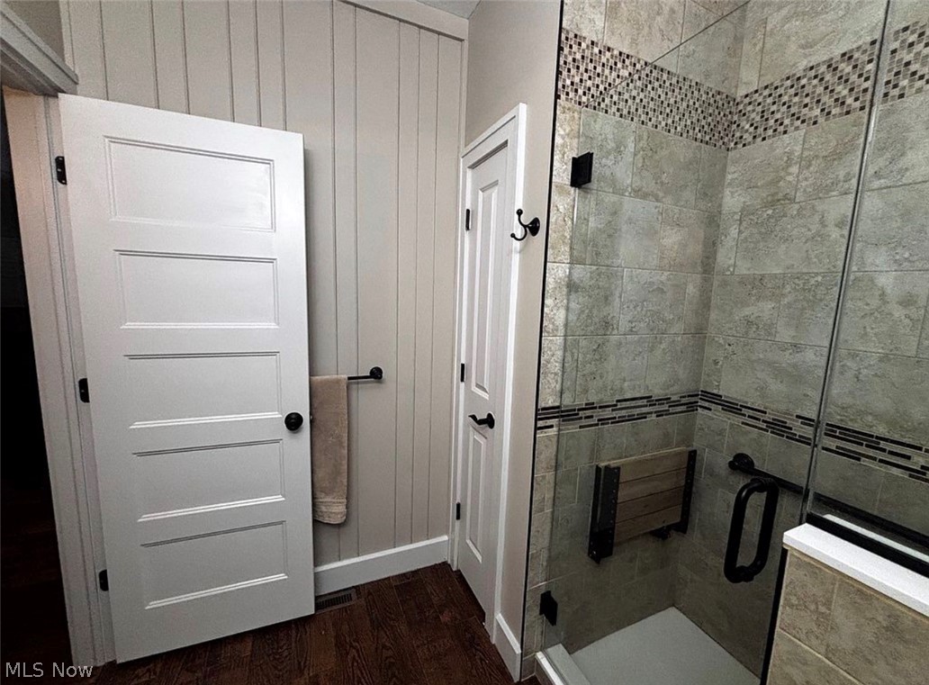 2976 Greenleaf Road Akron OH 44312