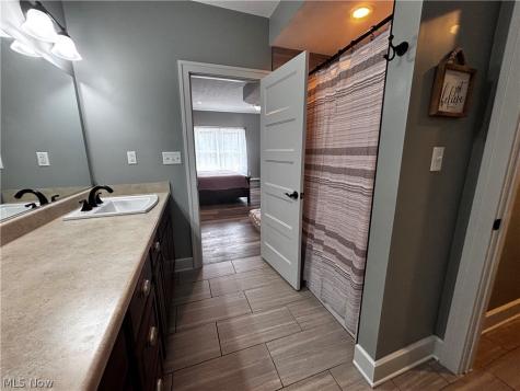 2976 Greenleaf Road Akron OH 44312