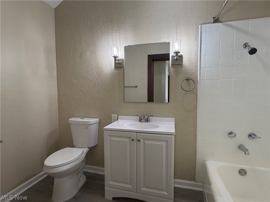 2120 Arms Drive Girard OH 44420