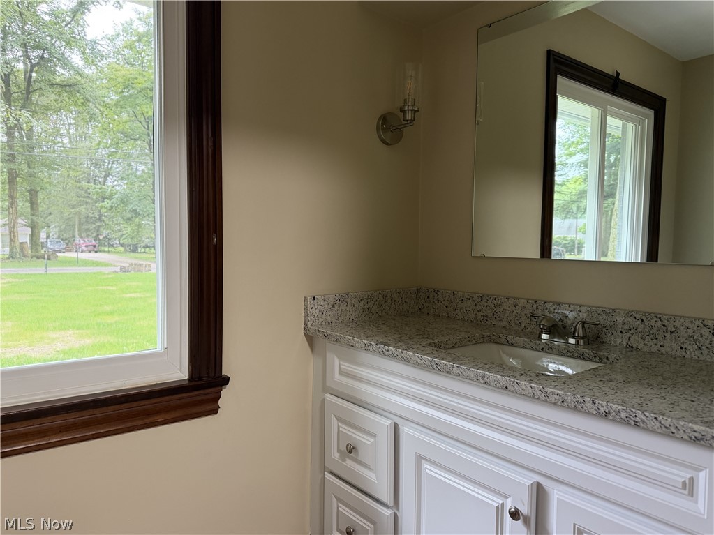 2120 Arms Drive Girard OH 44420