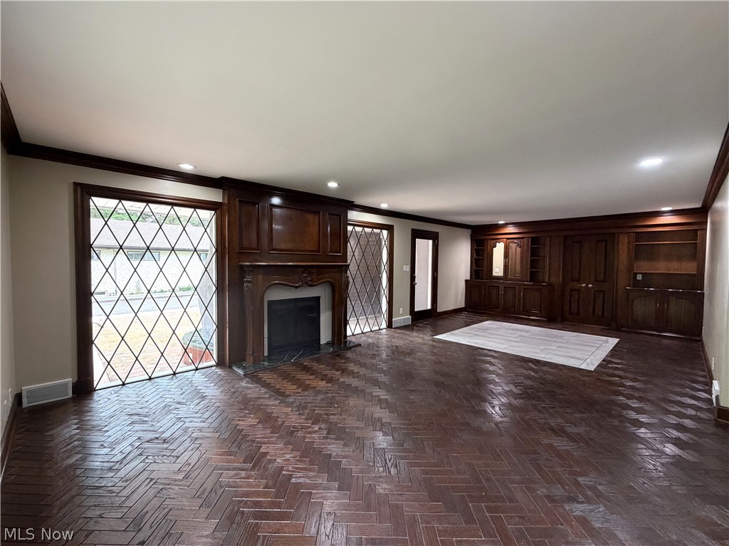 2120 Arms Drive Girard OH 44420