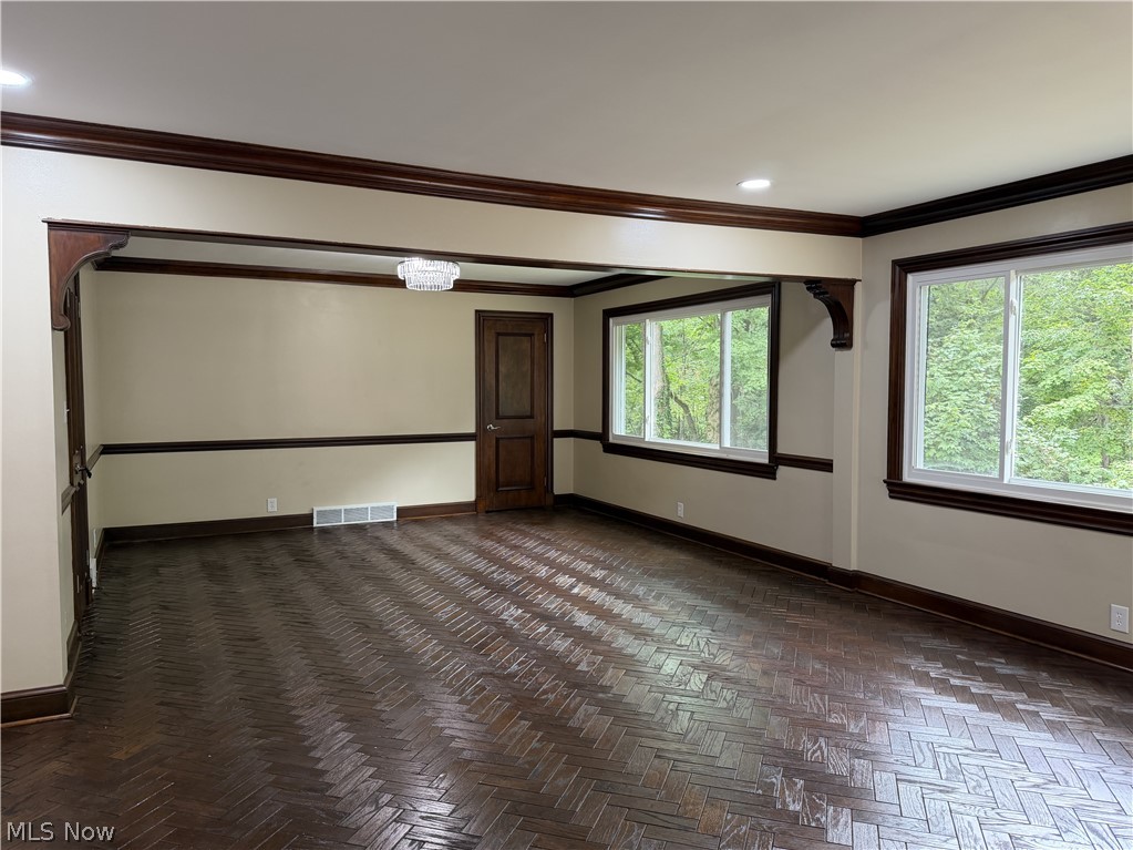 2120 Arms Drive Girard OH 44420