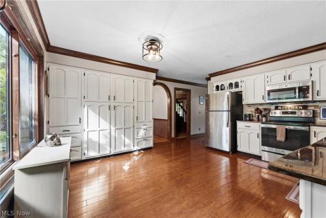 7739 Starcliff Avenue NW North Canton OH 44720