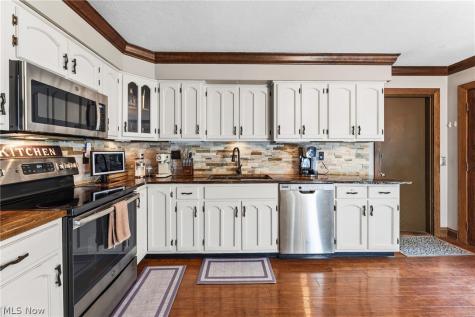 7739 Starcliff Avenue NW North Canton OH 44720