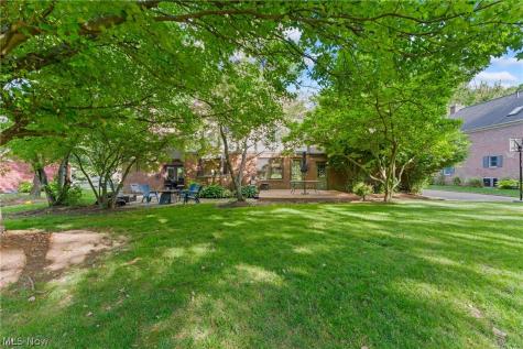 7739 Starcliff Avenue NW North Canton OH 44720