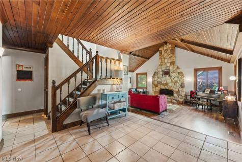 7739 Starcliff Avenue NW North Canton OH 44720