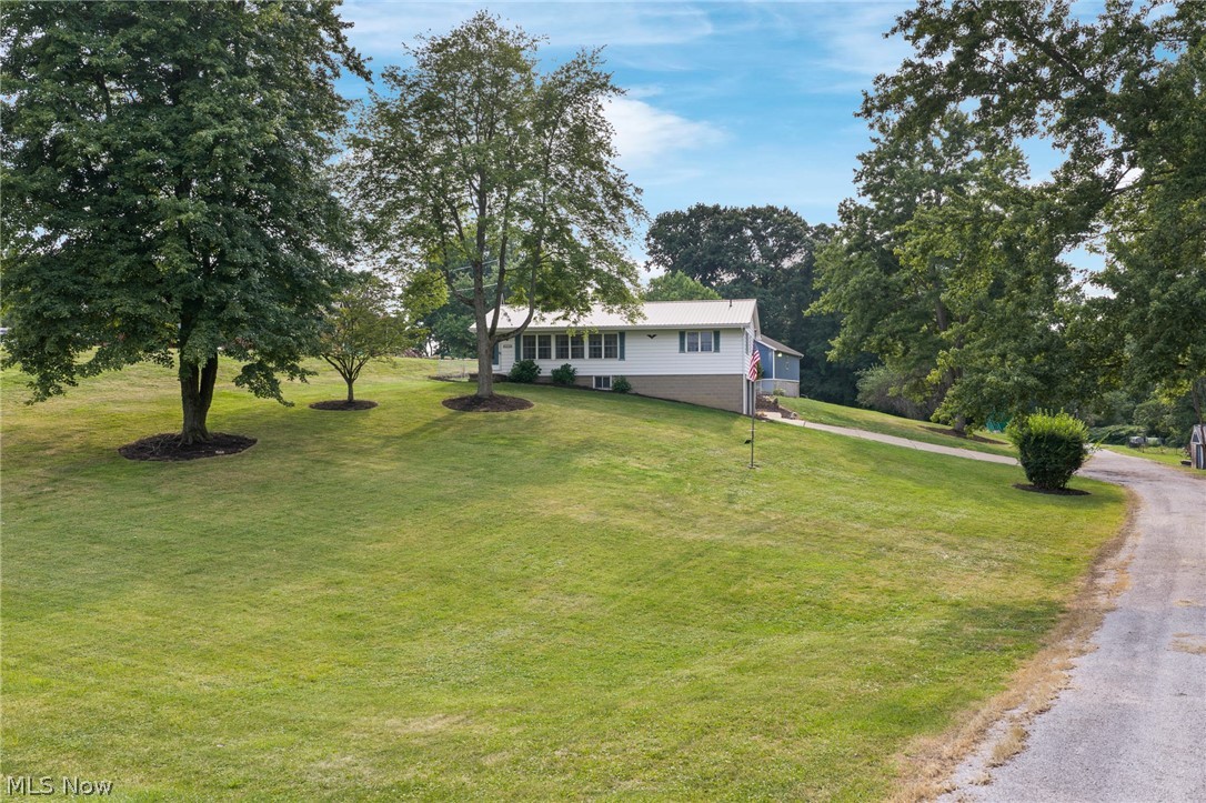 8035 High Mill Avenue NW Canal Fulton OH 44614
