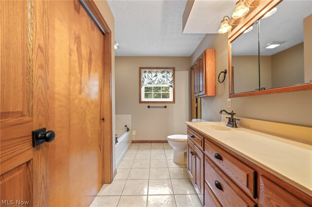 8035 High Mill Avenue NW Canal Fulton OH 44614