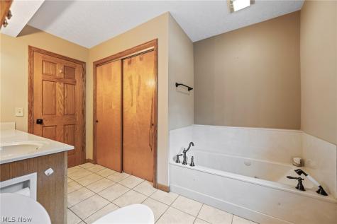8035 High Mill Avenue NW Canal Fulton OH 44614