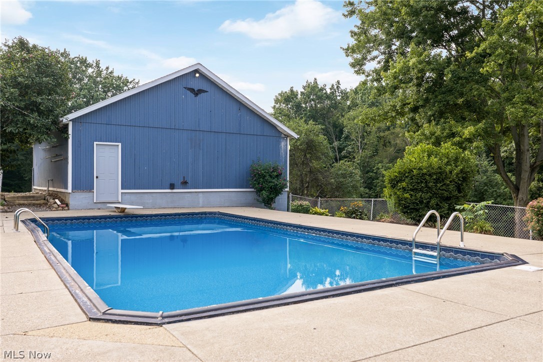 8035 High Mill Avenue NW Canal Fulton OH 44614