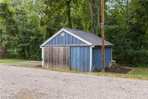 8035 High Mill Avenue NW Canal Fulton OH 44614