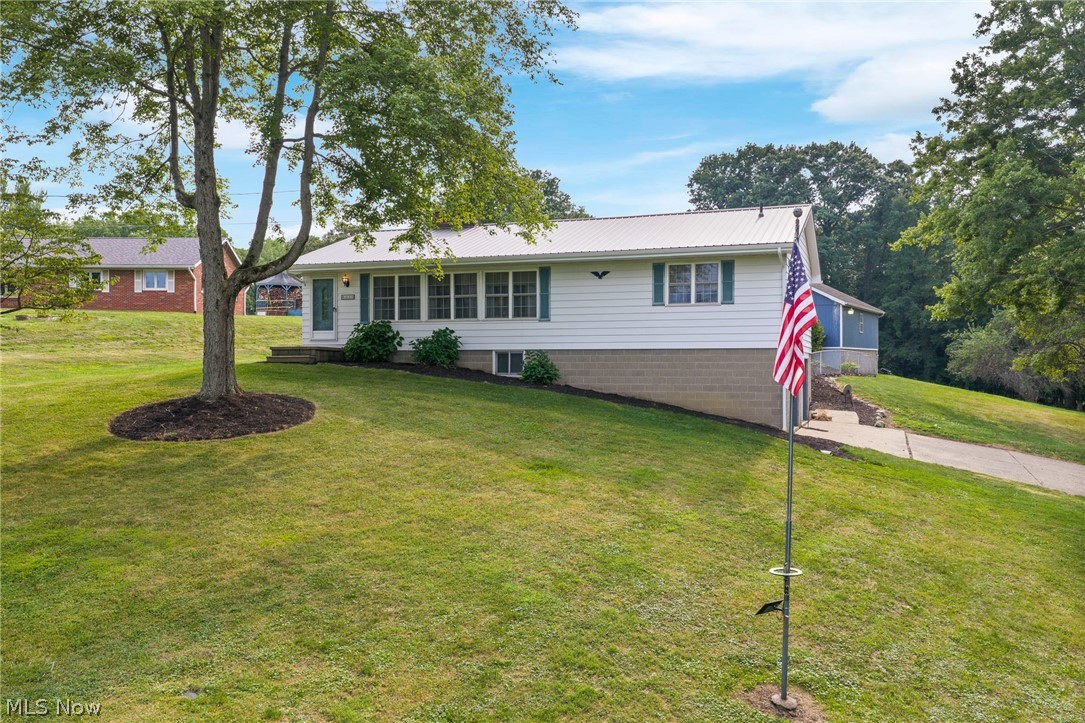 8035 High Mill Avenue NW Canal Fulton OH 44614