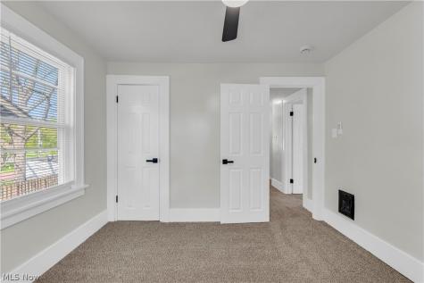 3363 W 136th Street Cleveland OH 44111