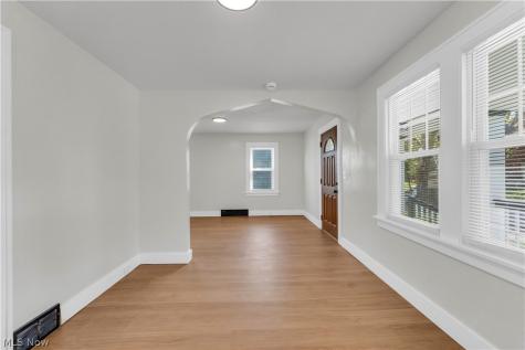 3363 W 136th Street Cleveland OH 44111