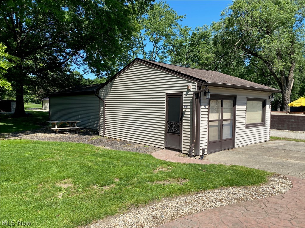 6430 Columbia Road Olmsted Falls OH 44138