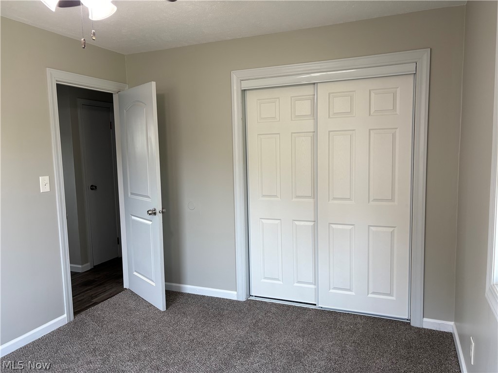 912 East Drive Sheffield Lake OH 44054