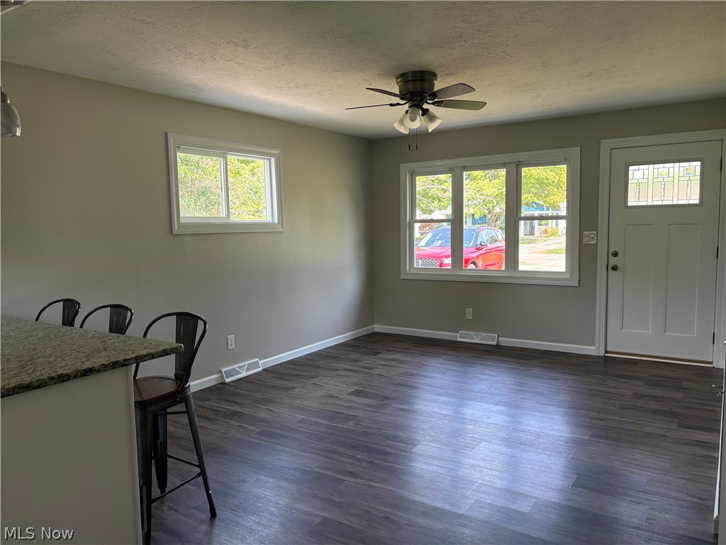 912 East Drive Sheffield Lake OH 44054