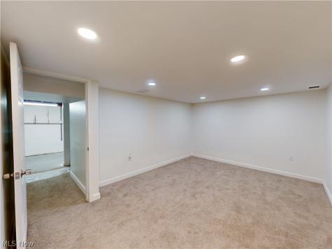 3264 Grenfall Road Norton OH 44203