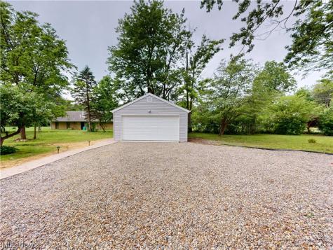 3264 Grenfall Road Norton OH 44203
