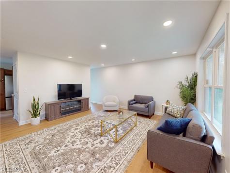 3264 Grenfall Road Norton OH 44203