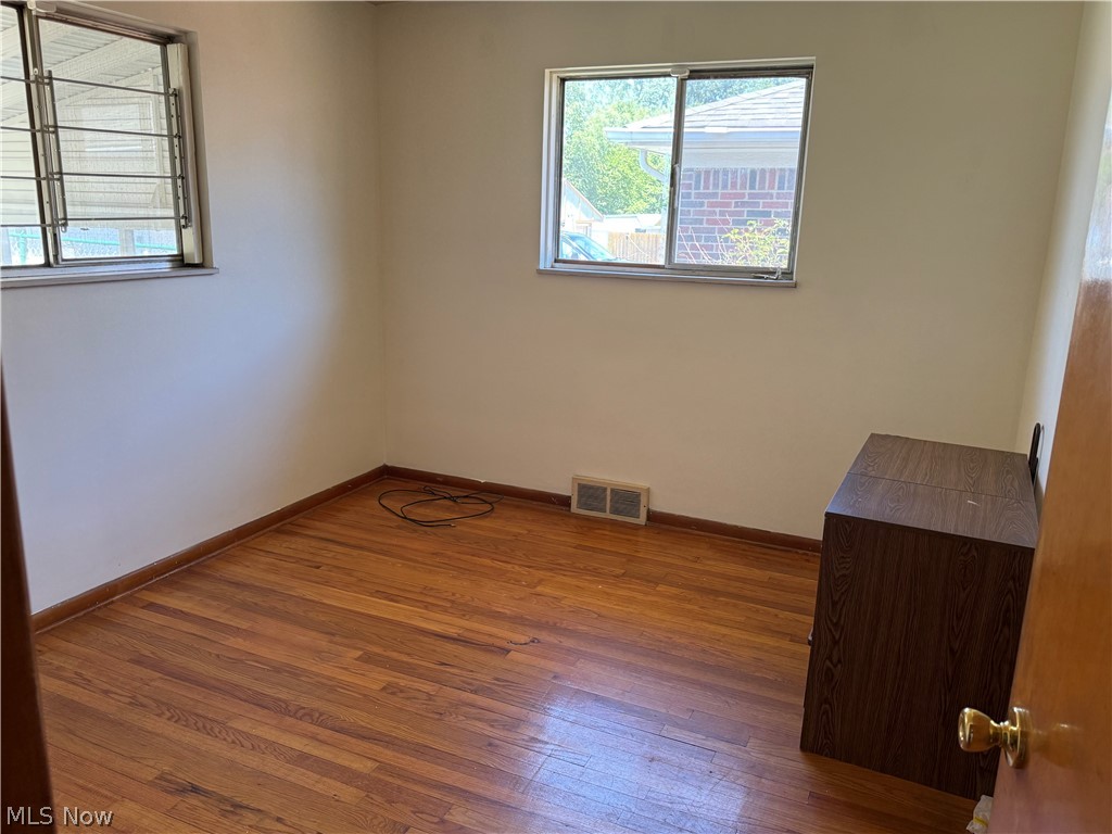 4722 Beechgrove Avenue Garfield Heights OH 44125