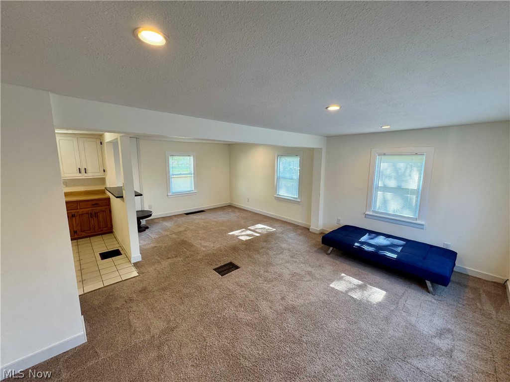 6136 Lake Road W Ashtabula OH 44004