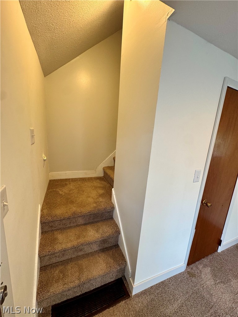 6136 Lake Road W Ashtabula OH 44004
