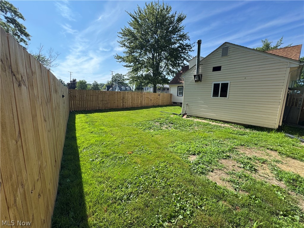 6136 Lake Road W Ashtabula OH 44004