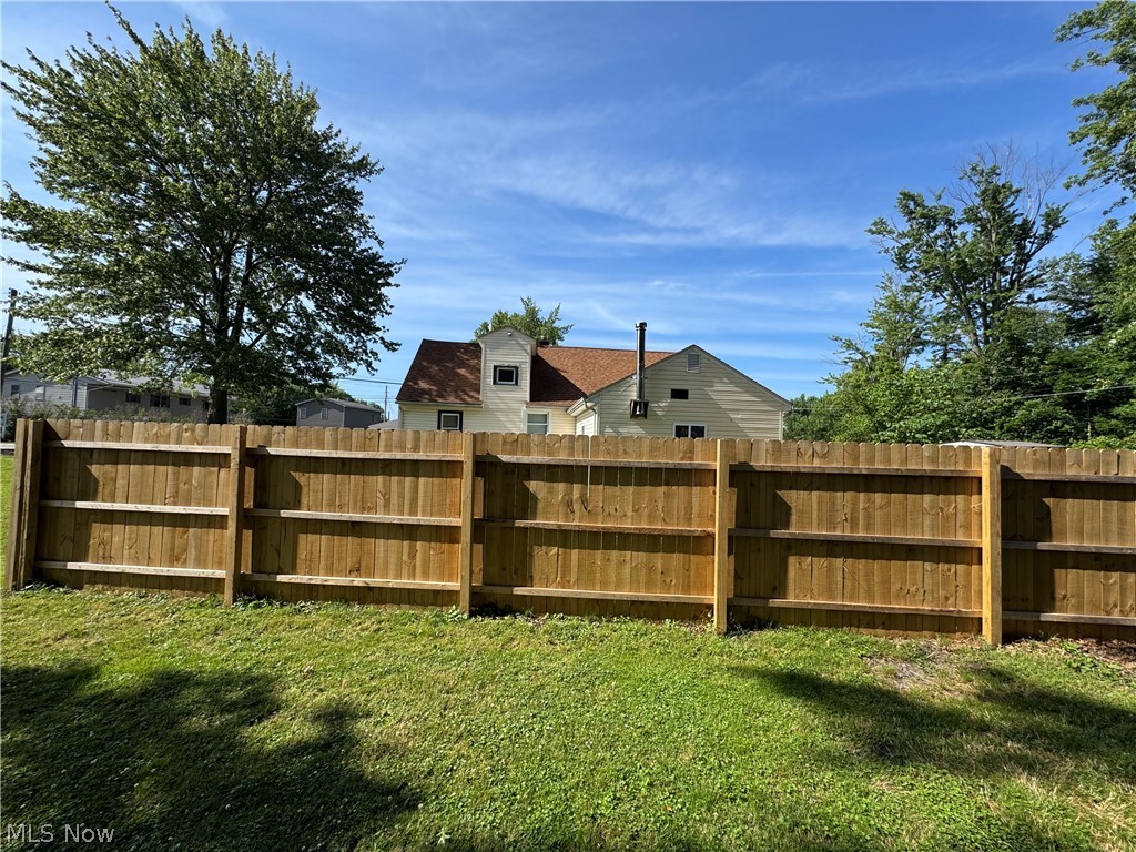 6136 Lake Road W Ashtabula OH 44004