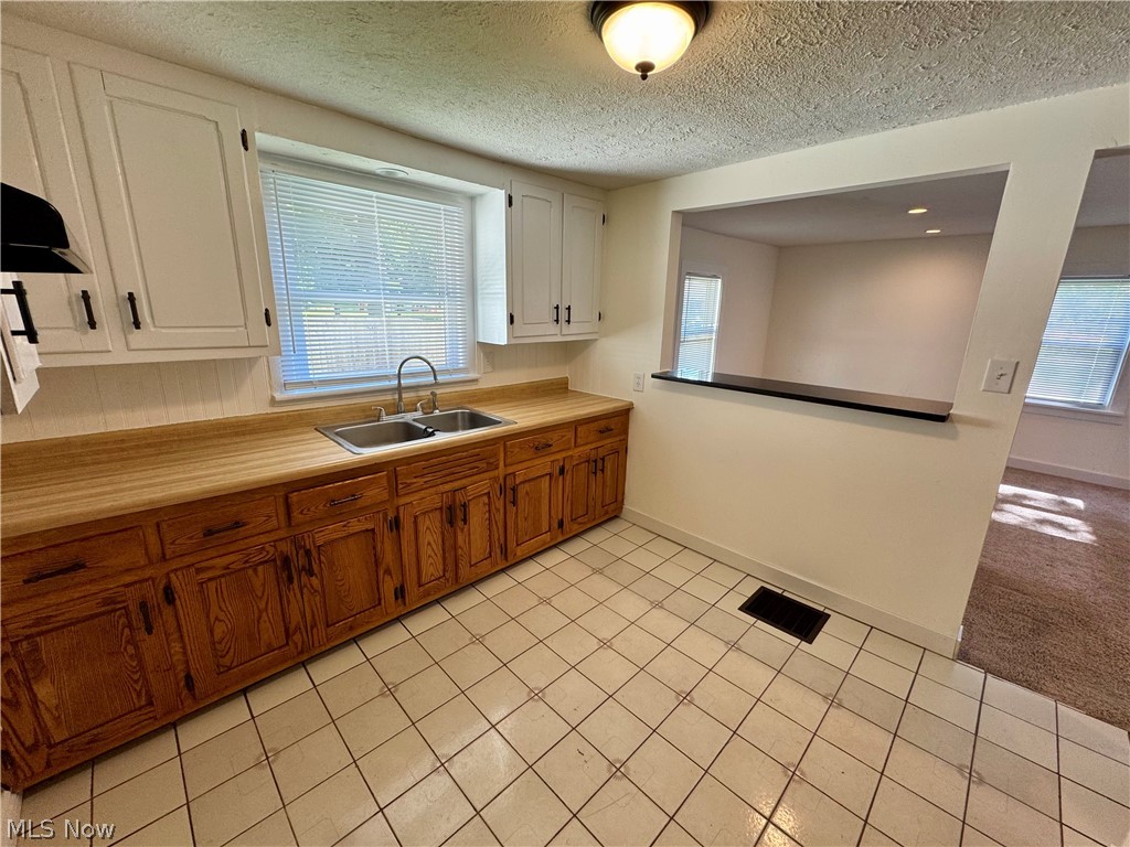 6136 Lake Road W Ashtabula OH 44004