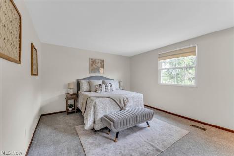 47 Southwick Drive Bedford OH 44146