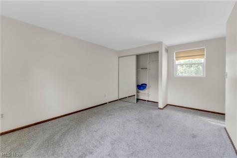 47 Southwick Drive Bedford OH 44146