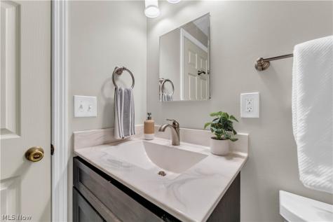 47 Southwick Drive Bedford OH 44146