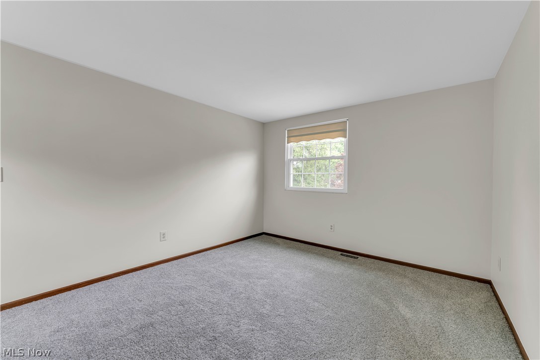 47 Southwick Drive Bedford OH 44146
