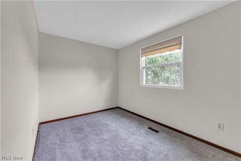 47 Southwick Drive Bedford OH 44146