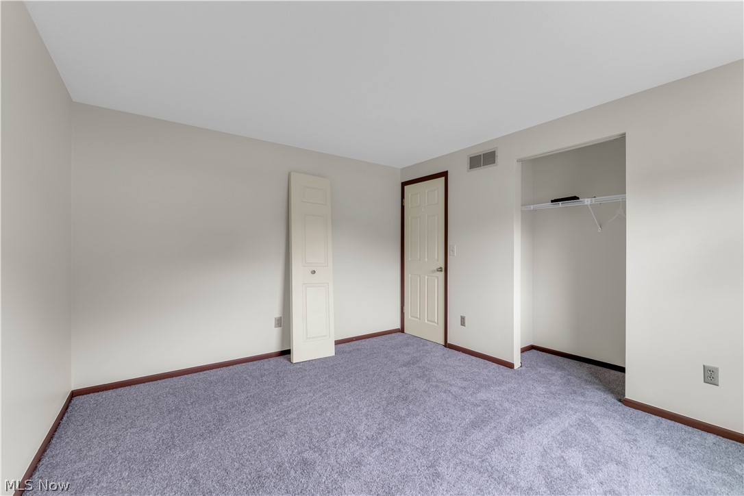 47 Southwick Drive Bedford OH 44146