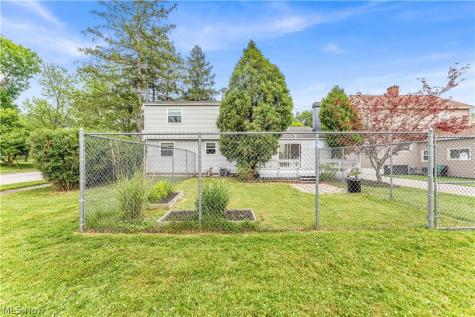 47 Southwick Drive Bedford OH 44146