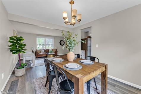 47 Southwick Drive Bedford OH 44146