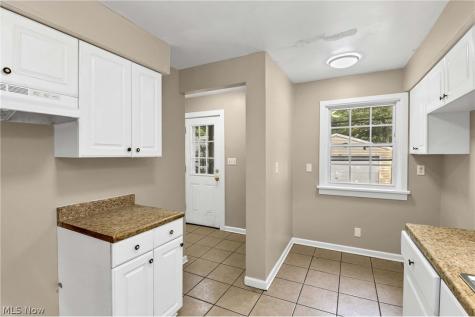 3967 Bluestone Road Cleveland Heights OH 44121