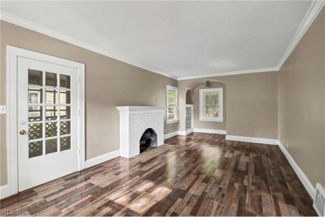 3967 Bluestone Road Cleveland Heights OH 44121
