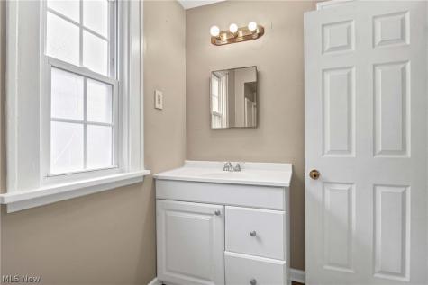 3967 Bluestone Road Cleveland Heights OH 44121