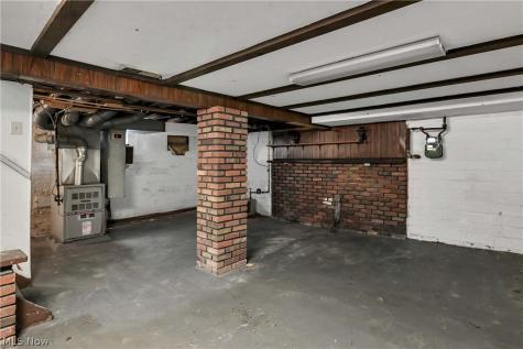 3967 Bluestone Road Cleveland Heights OH 44121