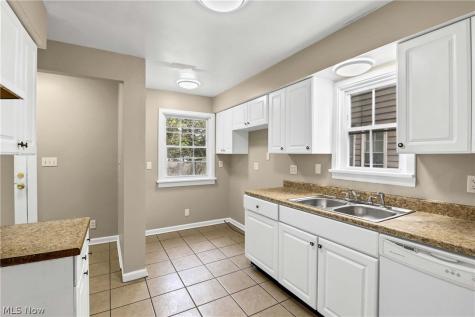 3967 Bluestone Road Cleveland Heights OH 44121