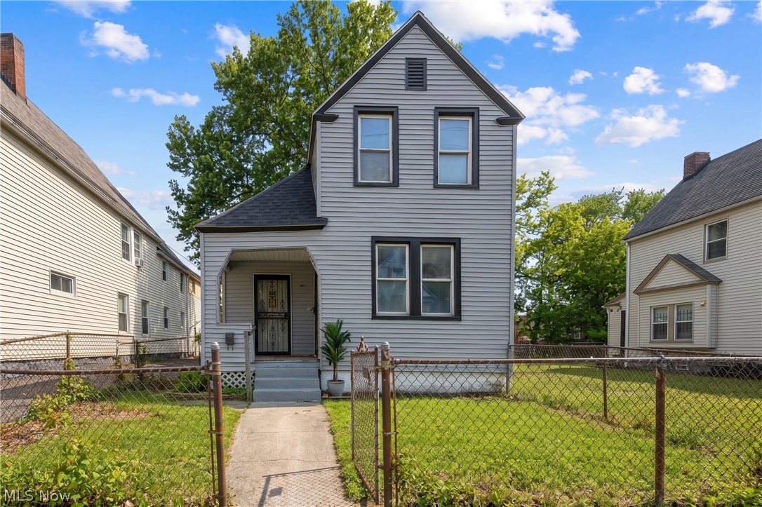 1266 E 102nd Street Cleveland OH 44108