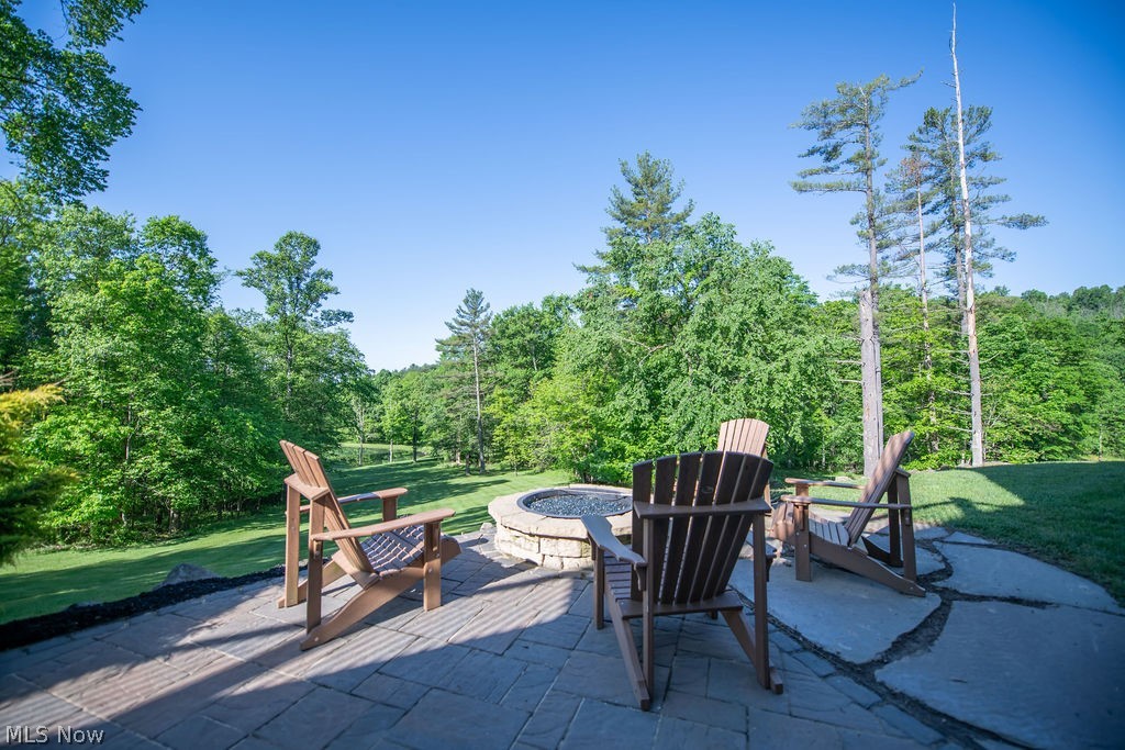 5234 Ribbon Road SW Bowerston OH 44695
