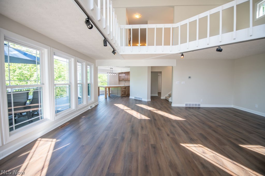 5234 Ribbon Road SW Bowerston OH 44695