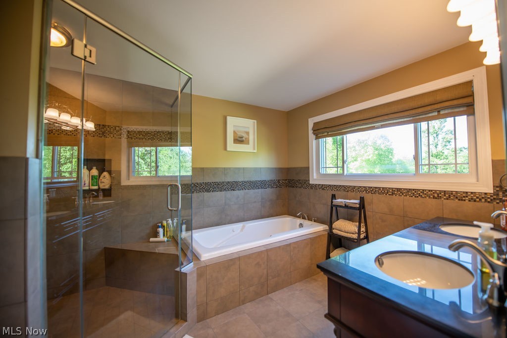 5234 Ribbon Road SW Bowerston OH 44695