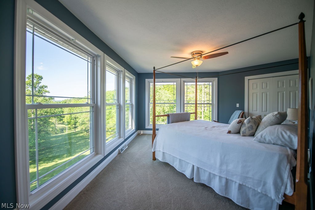 5234 Ribbon Road SW Bowerston OH 44695